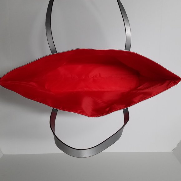 Clinique Silver Metallic Lightweight Tote - Large - Picture 3 of 10